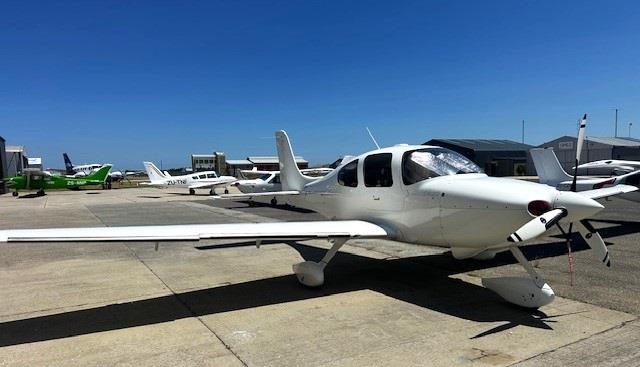 For Sale: 2003 Cirrus SR22 - Image 10